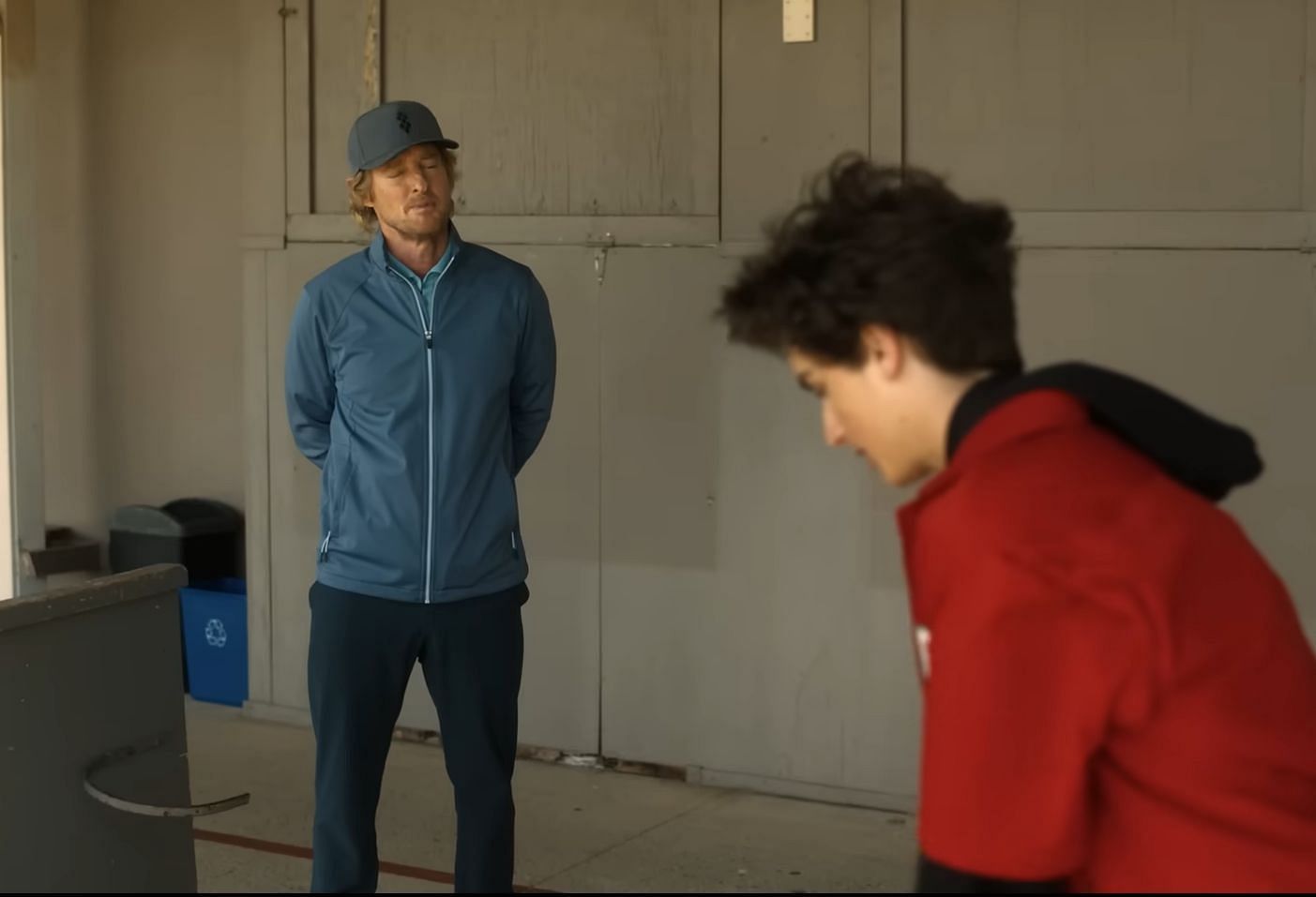 A still from Stick season 1 trailer (Image via YouTube/@AppleTV)